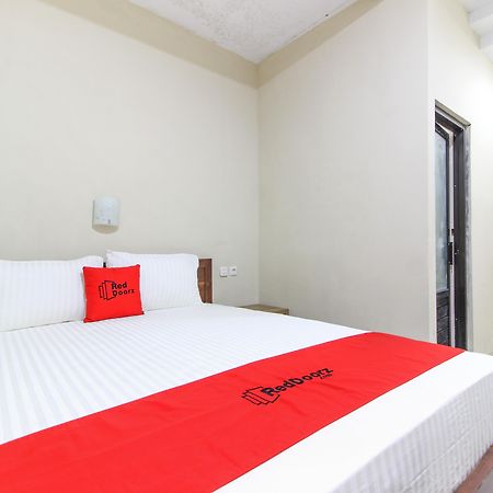 Reddoorz Near Jogja Kembali Monument 3 Ξενοδοχείο Kalasan Εξωτερικό φωτογραφία