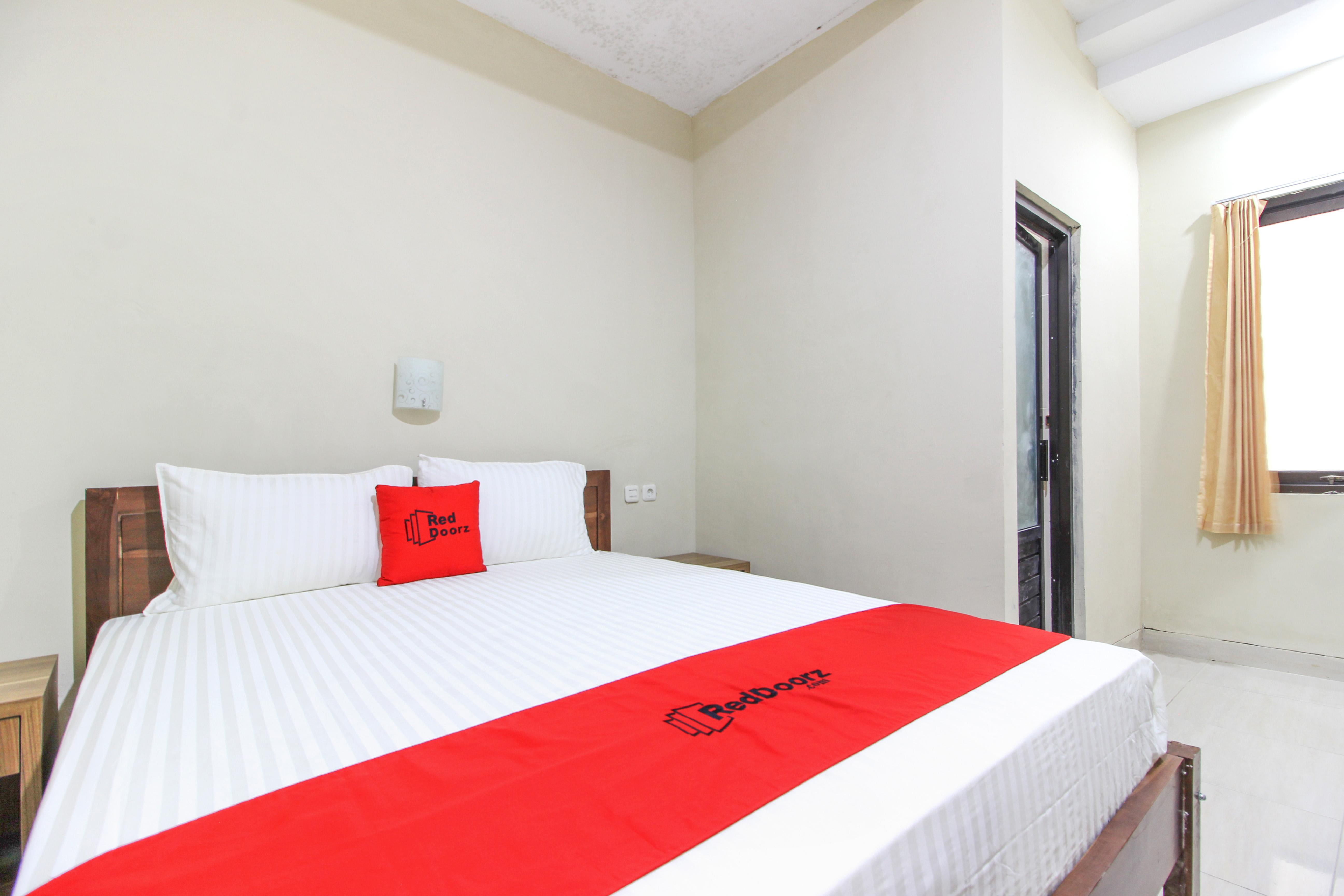 Reddoorz Near Jogja Kembali Monument 3 Ξενοδοχείο Kalasan Εξωτερικό φωτογραφία